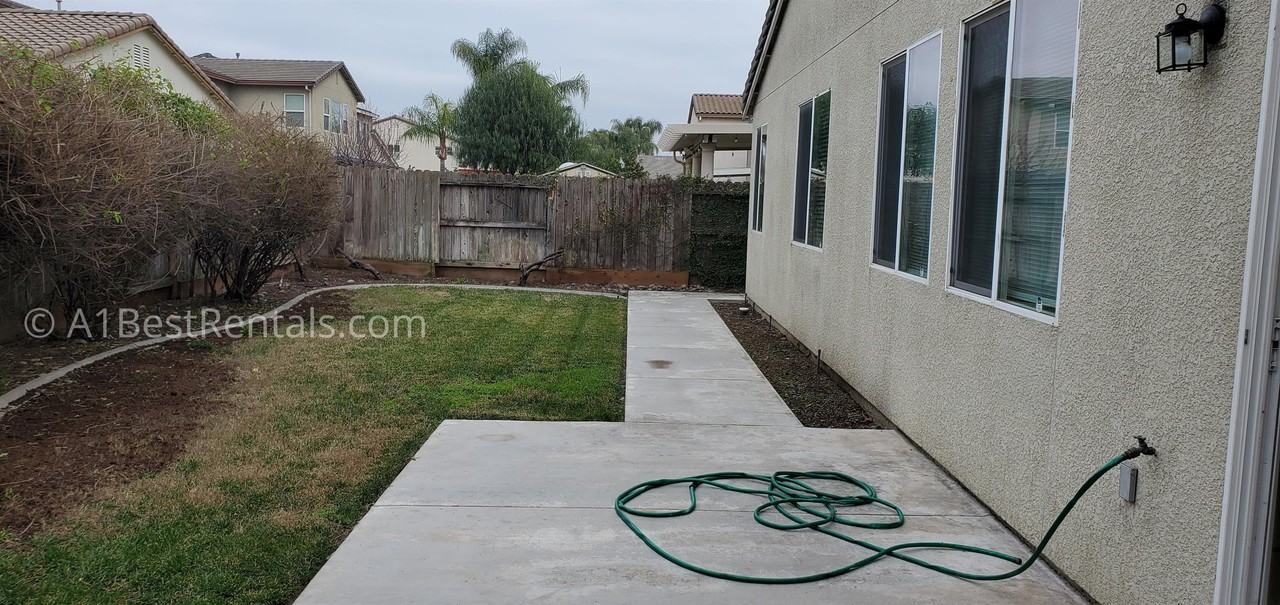 2513 Guadalajara Dr - Photo 6 of 26