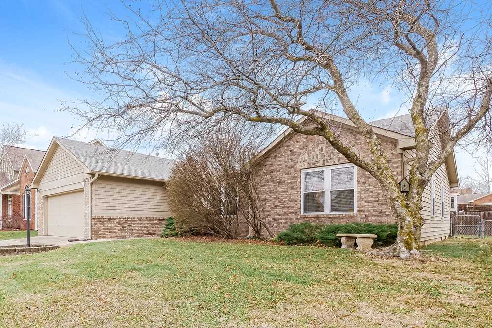 509 Village Boulevard - Photo 3 of 16