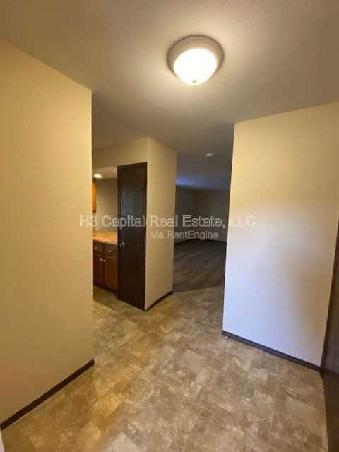 901 2nd St #3 - Photo 4 of 20