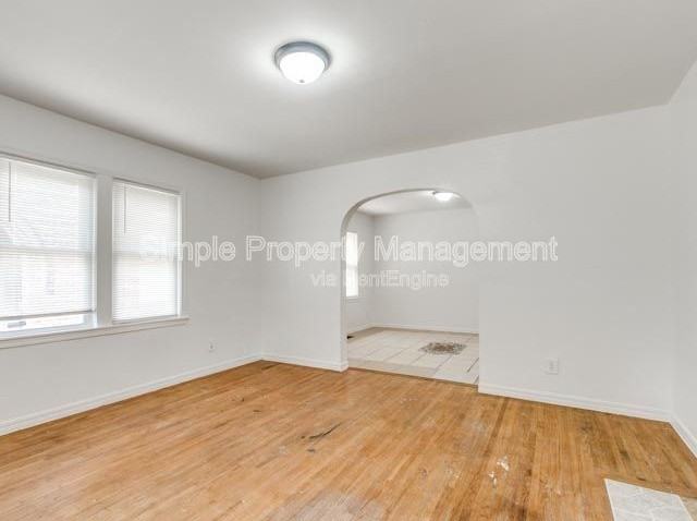 2413 Nw 12th St #2 - Photo 3 of 15