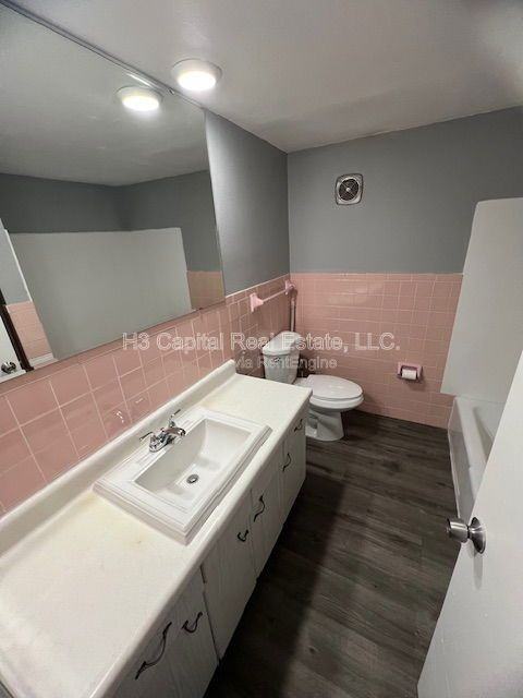 501 Western Avenue #12 - Photo 7 of 11