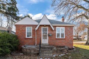 featured image of 2628 Avie Drive