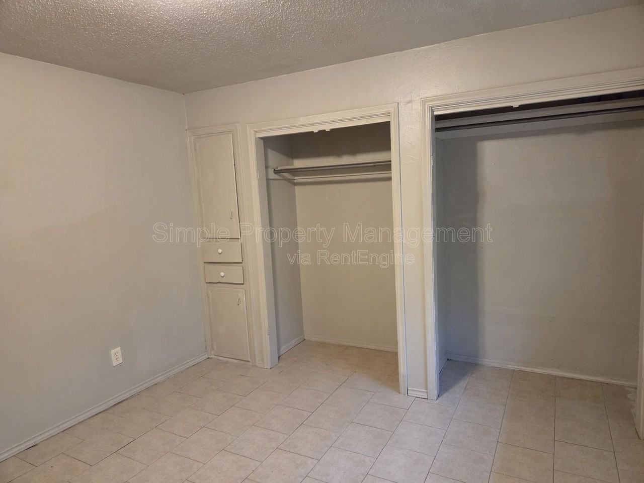 218 Southeast 44th Street #207 - Photo 5 of 8