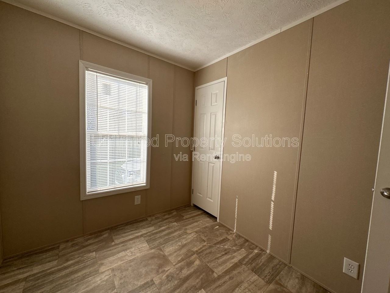 9765 Old Mill Rd #129 - Photo 5 of 13