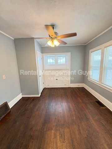 4126 Girard Ave N #1 - Photo 4 of 8