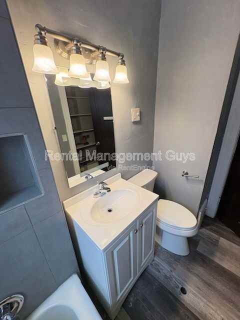 4126 Girard Ave N #1 - Photo 7 of 8