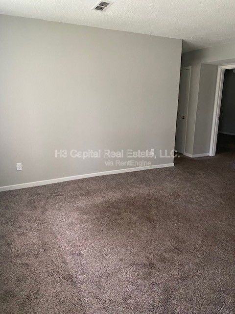 2 Georgetown Dr #C - Photo 2 of 11