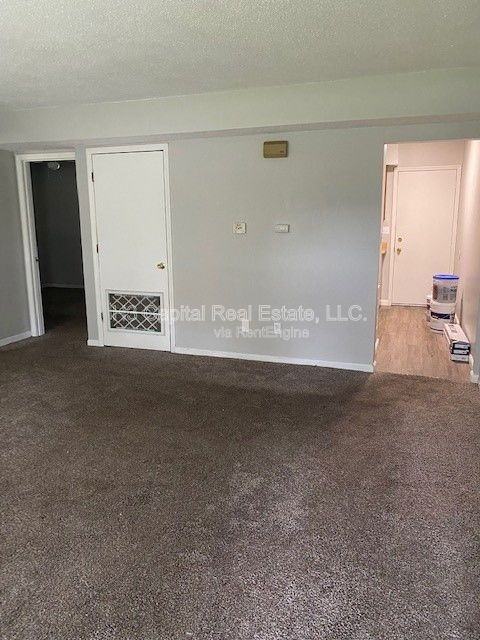2 Georgetown Dr #C - Photo 3 of 11