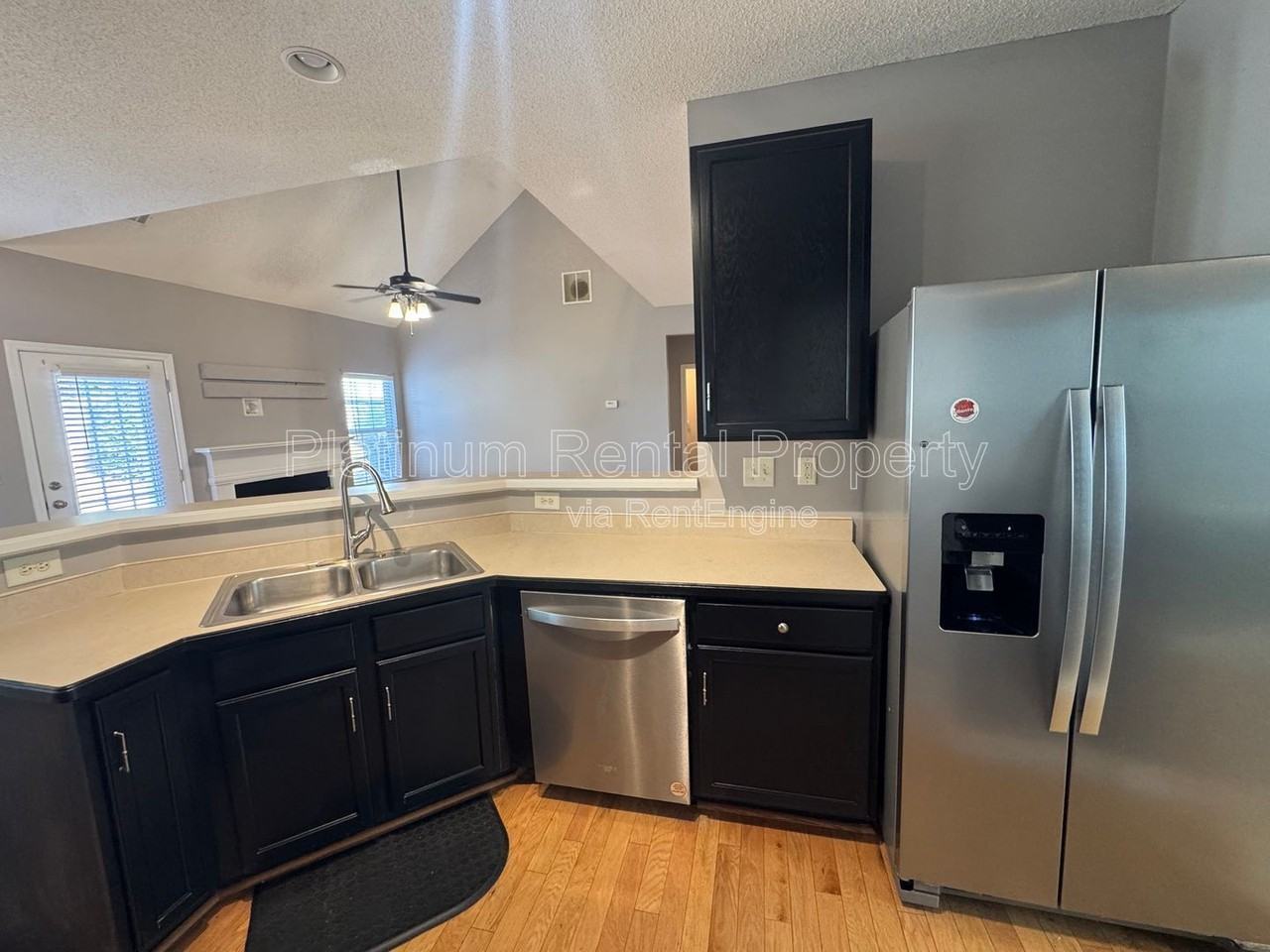 231 Beckenham Ln - Photo 7 of 40