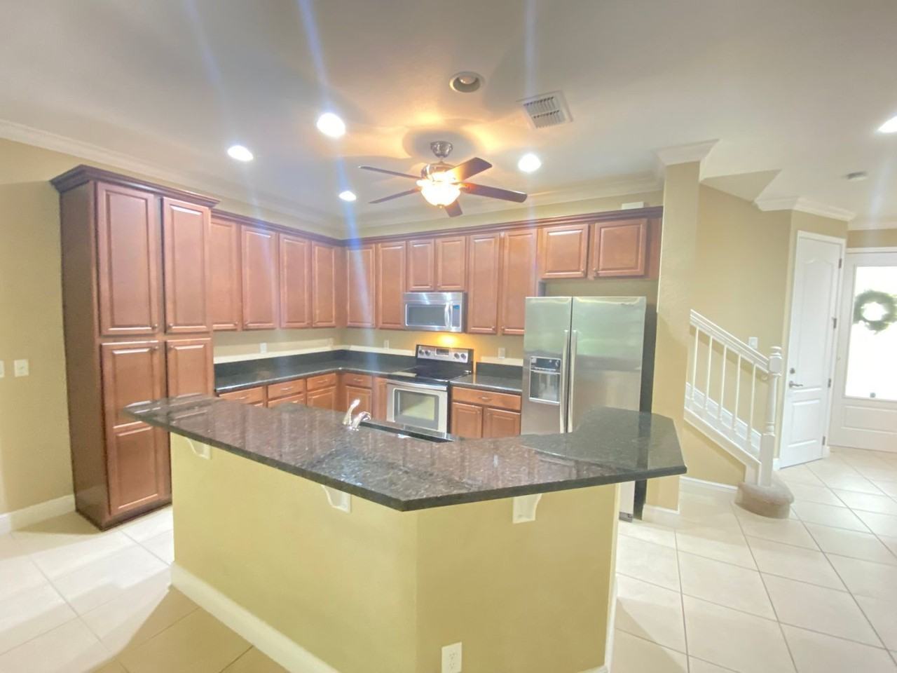 10321 Belfry Cir - Photo 3 of 46