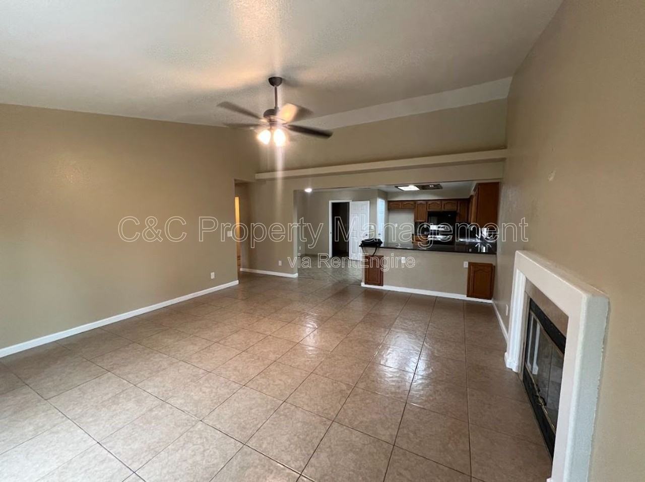 3371 N Forestiere Ave - Photo 6 of 14