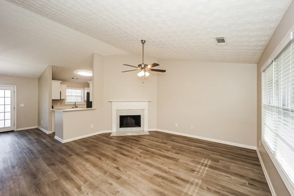 45 Weldon Pl - Photo 4 of 16