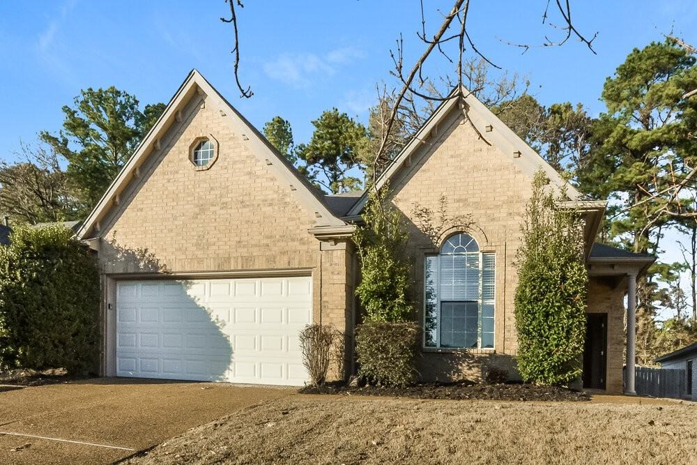 155 Garden Springs Drive - Photo 3 of 16