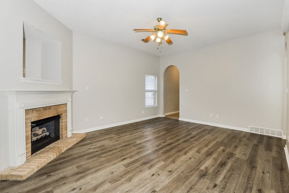 155 Garden Springs Drive - Photo 4 of 16