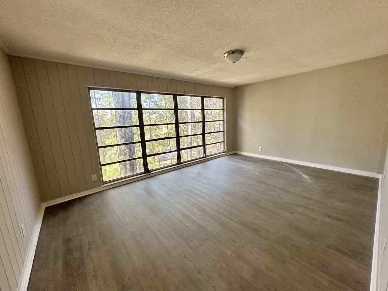 1930 Granville Avenue #1 - Photo 2 of 12