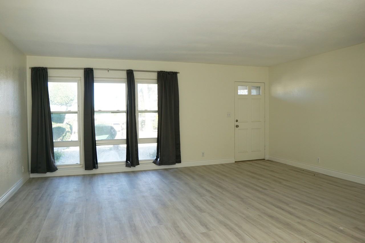 39220 Karen Street #1 - Photo 3 of 24