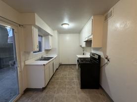 708 El Tejon Ave #D - Photo 1 of 1