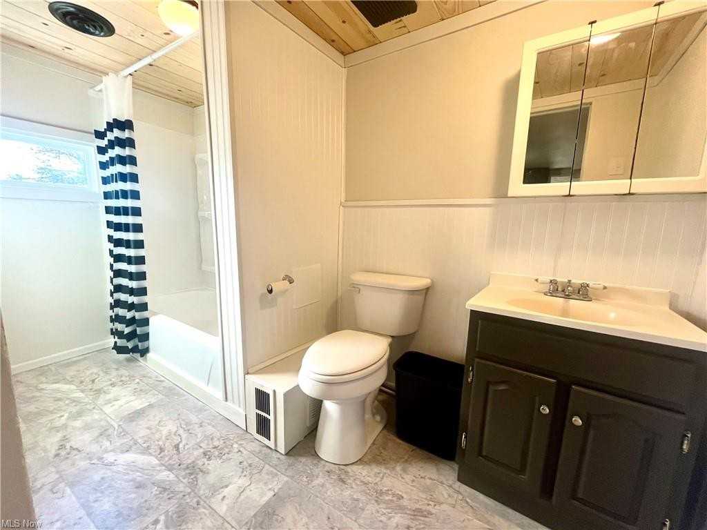 314 Oak Avenue #1 - Photo 3 of 10