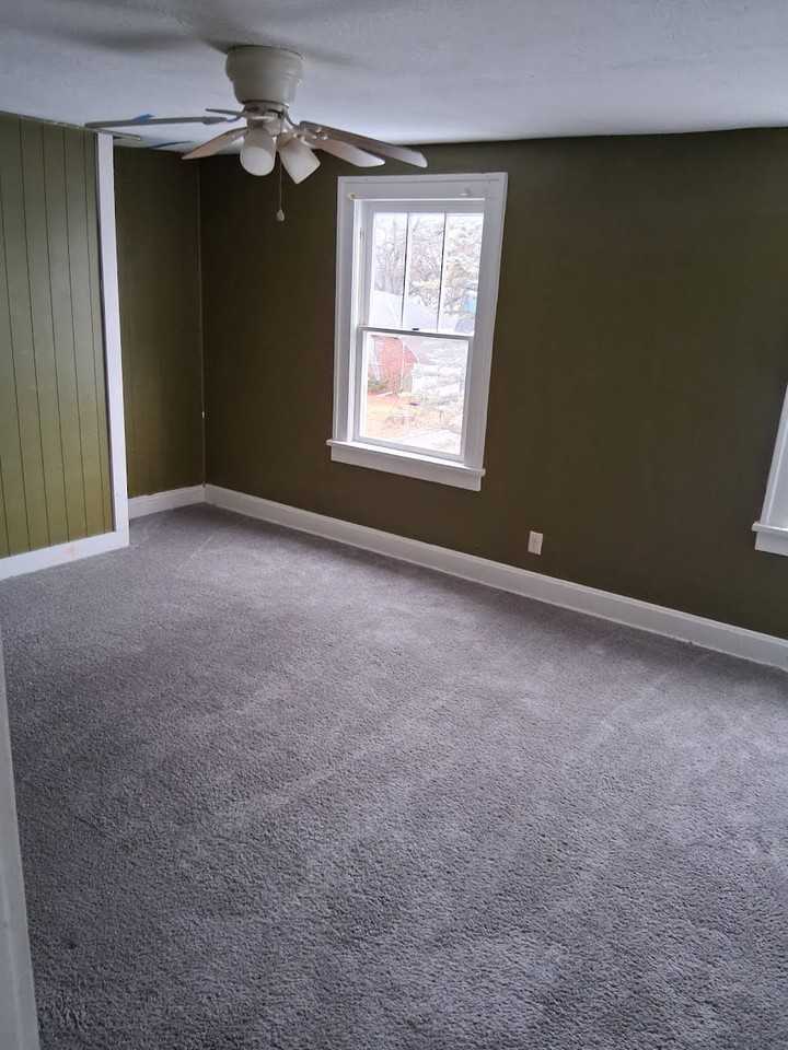 1753 E Kenworth Rd #1 - Photo 6 of 8