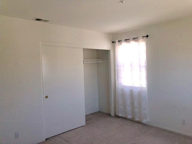 440 Hart Dr - Photo 4 of 23