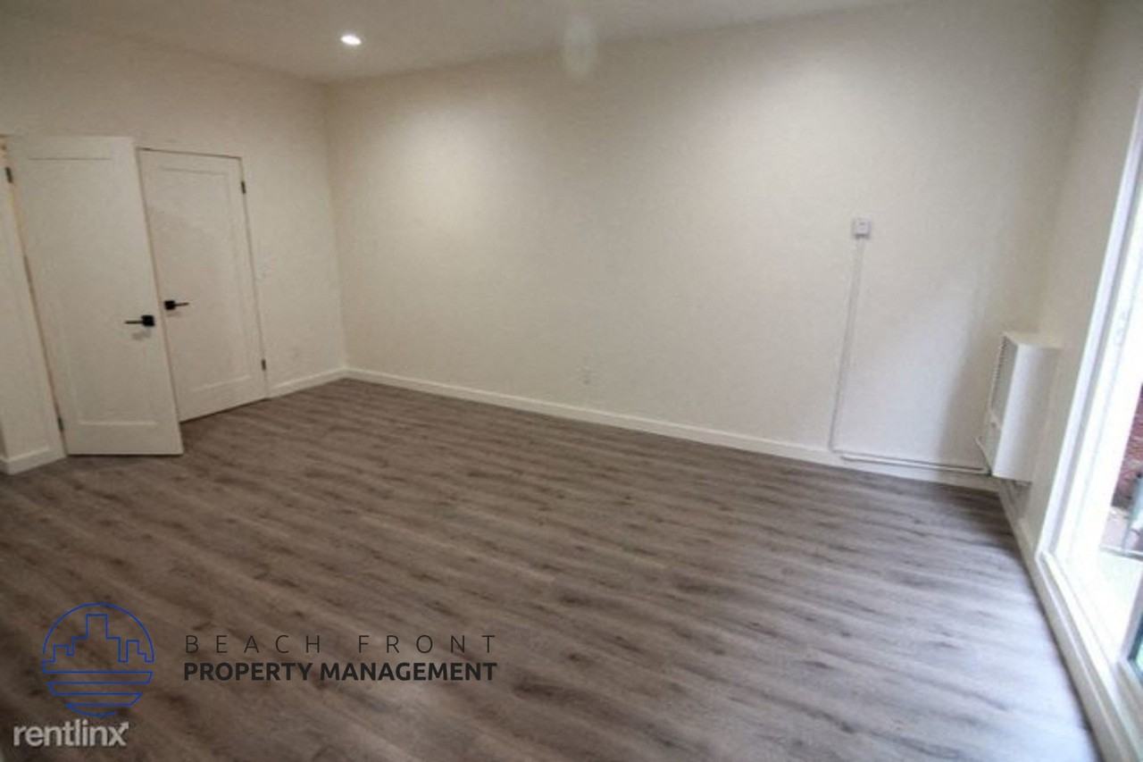 747 S. New Hampshire Ave. - Photo 7 of 10