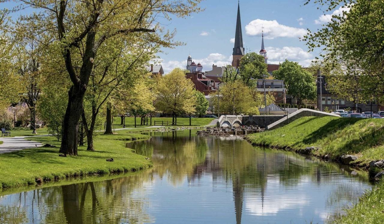 102 E South St #1 - Photo 5 of 16