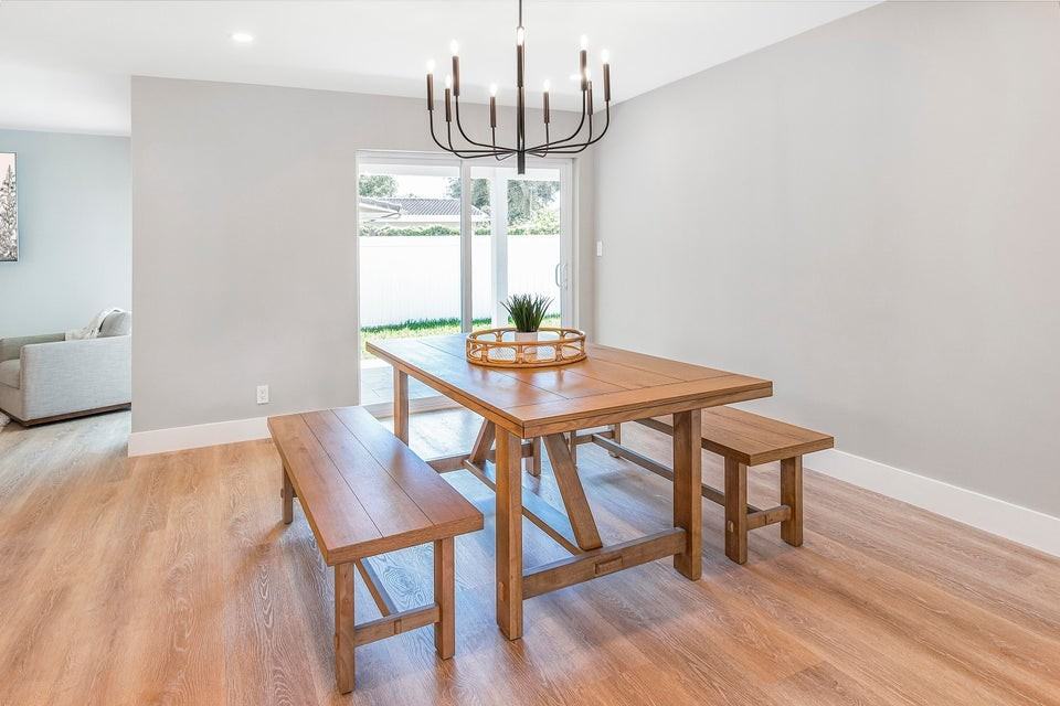 2798 Northeast 2nd Avenue - Photo 4 of 7