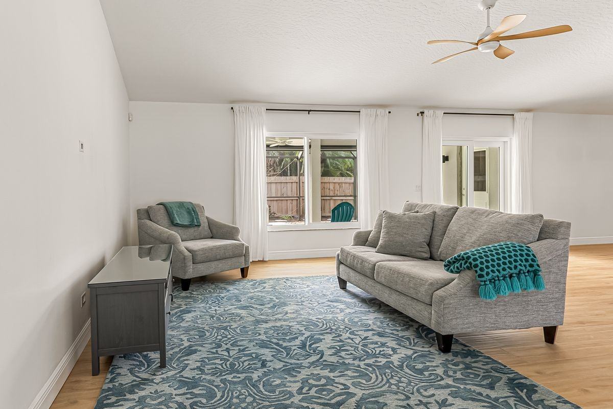 1017 Homewood Avenue - Photo 3 of 17