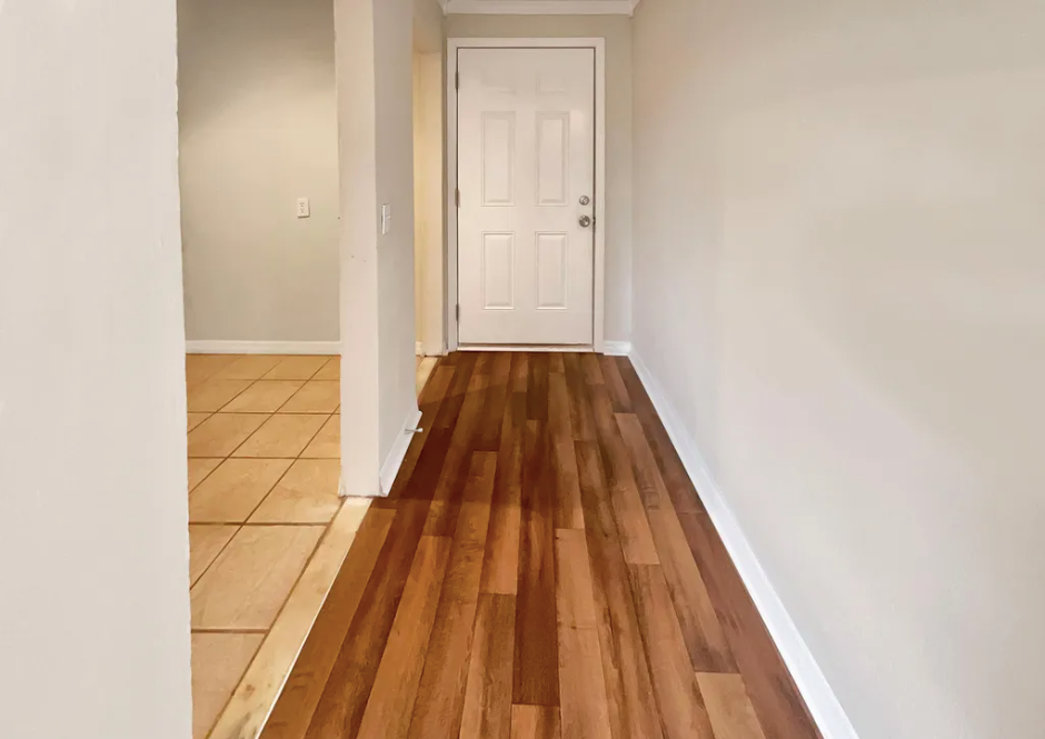 7748 Knoll Drive North - Photo 5 of 22