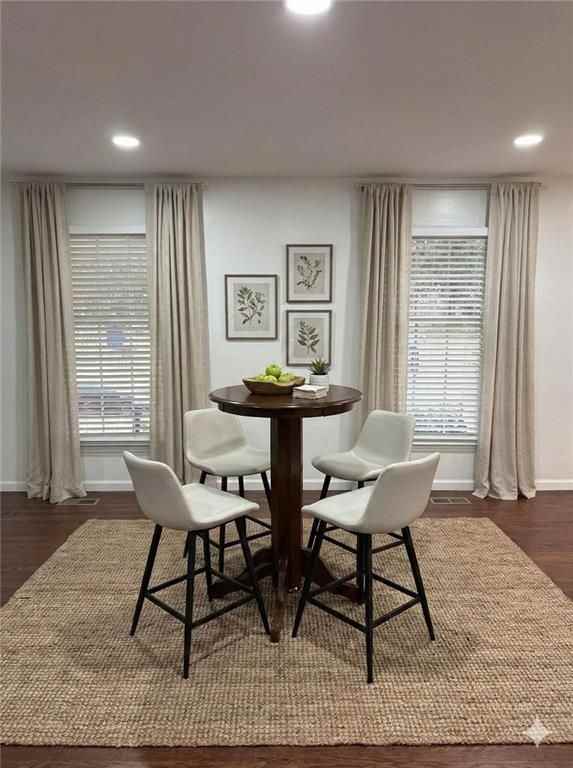 1438 Oak Forest Court Northeast - Photo 6 of 17