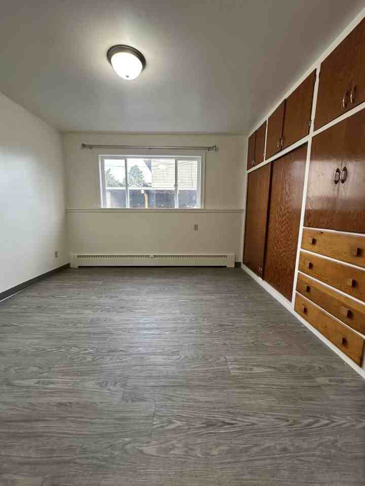 708 12th St W #2 - Photo 5 of 6