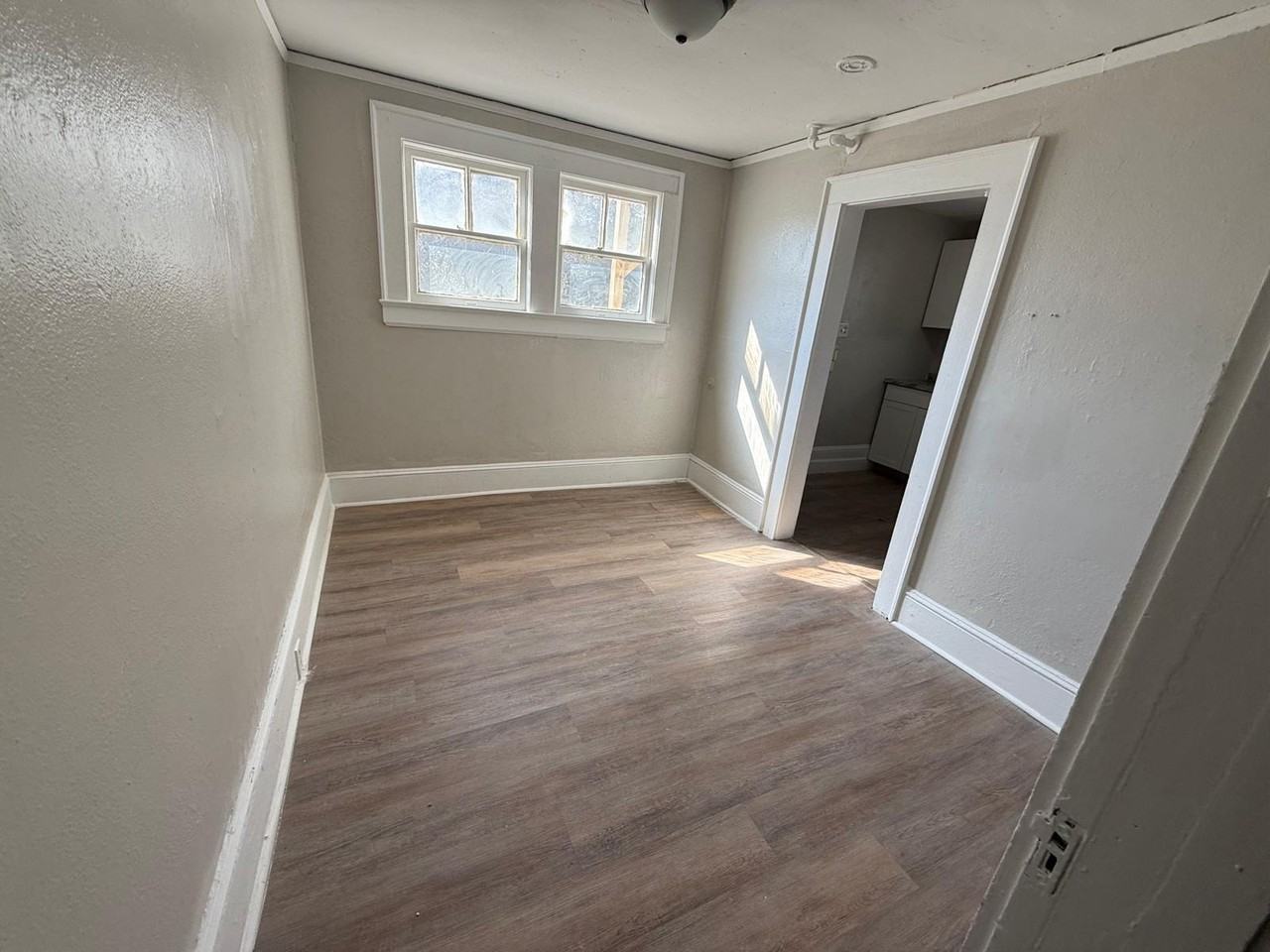 209 Oakwood Street #2 - Photo 4 of 9