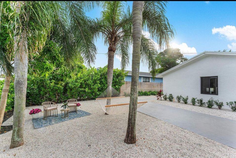 608 Southeast 2nd Avenue - Photo 3 of 8