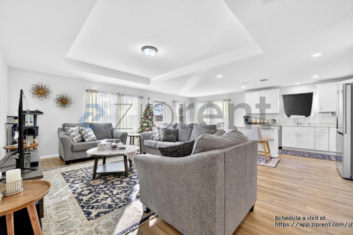 2301 Village Creek Ln - Photo 7 of 22