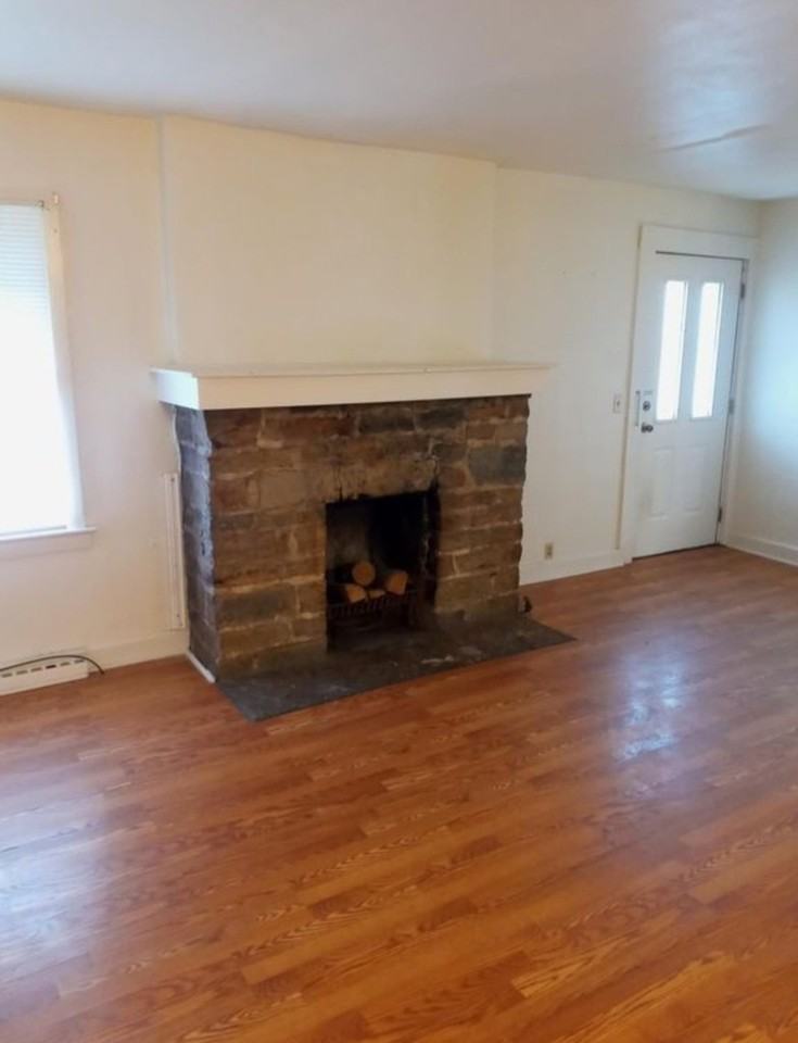 1711 South Elm Street - Photo 3 of 10