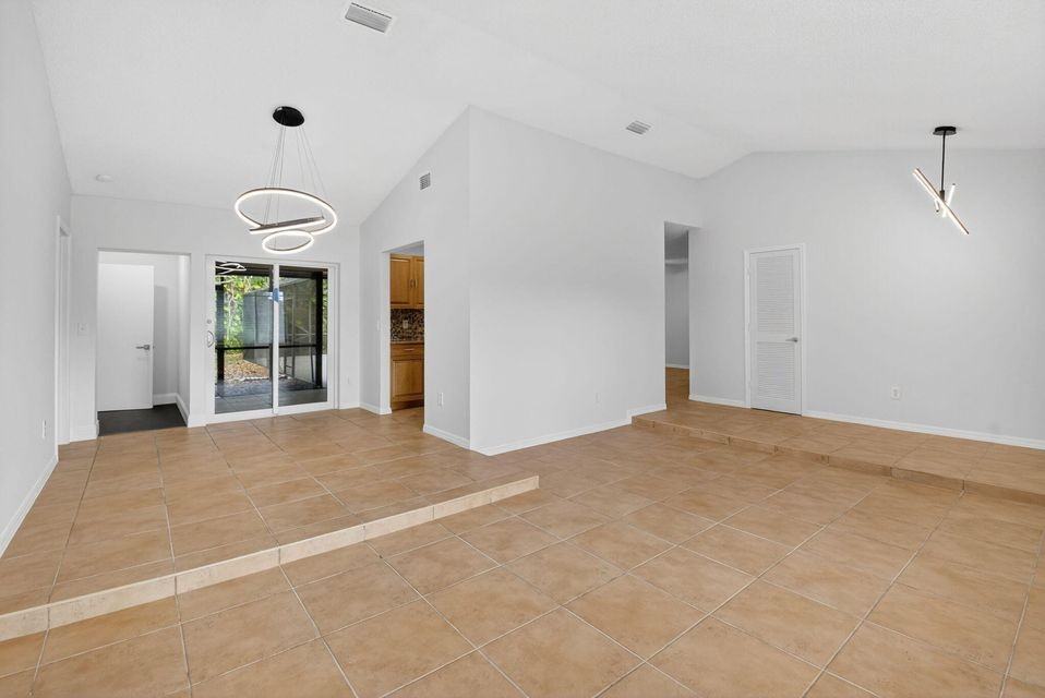 4135 Bay Laurel Way - Photo 7 of 8