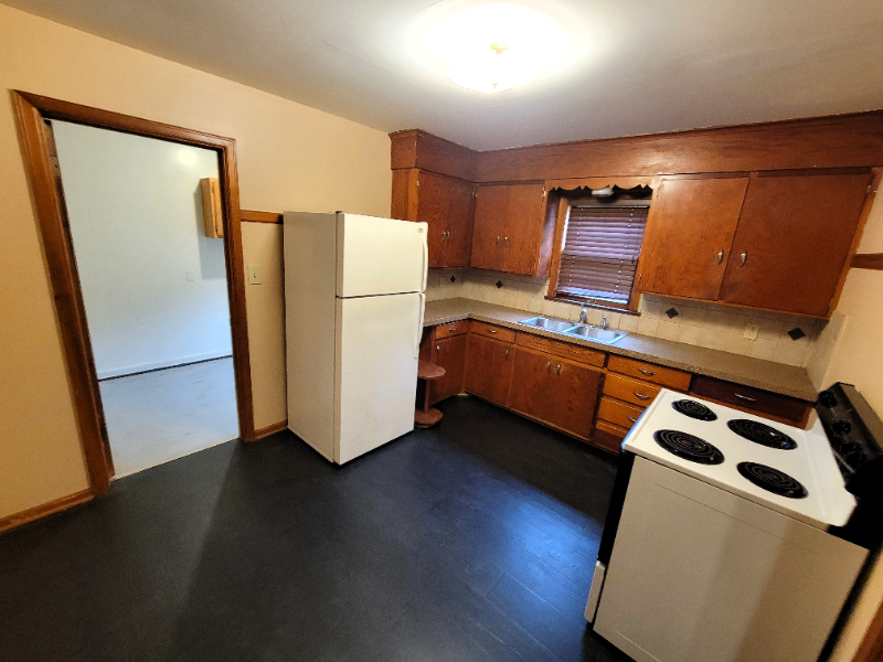 1112 North Woodrow Avenue - Photo 6 of 14