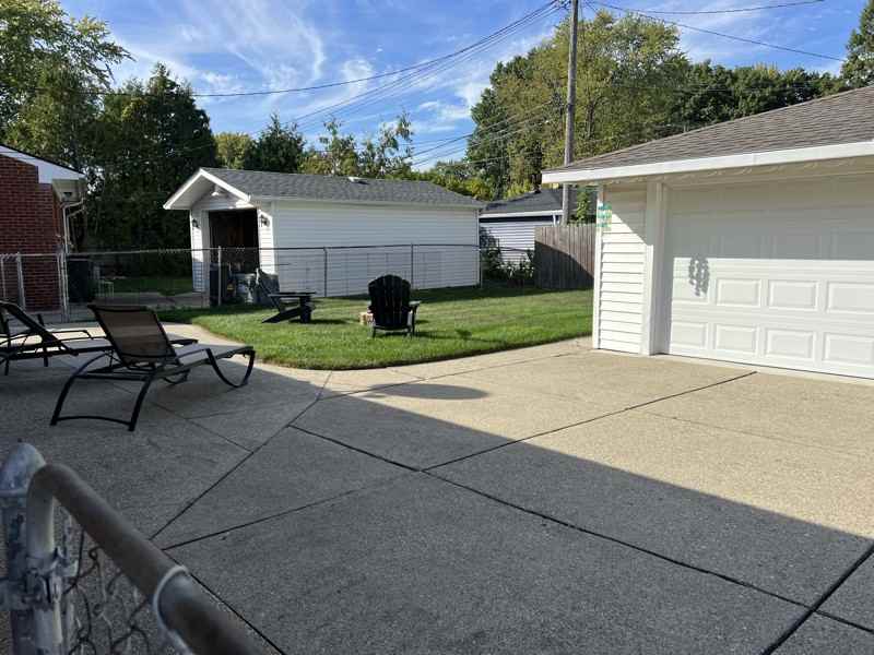 21223 Crane Court - Photo 2 of 14