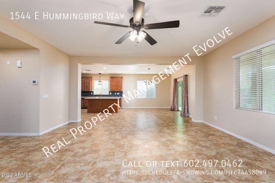 1544 Hummingbird Way - Photo 6 of 39