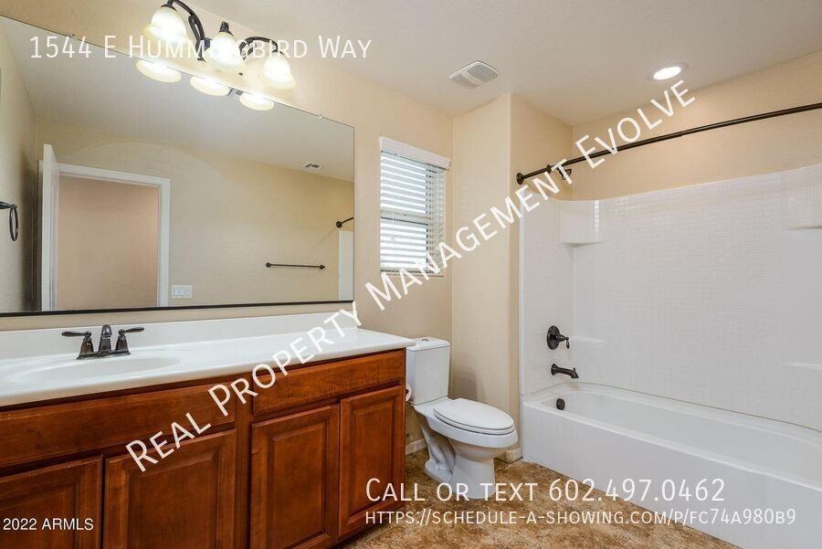 1544 Hummingbird Way - Photo 7 of 39