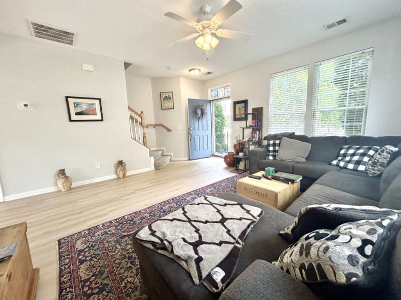 7826 Heaton Way - Photo 4 of 14