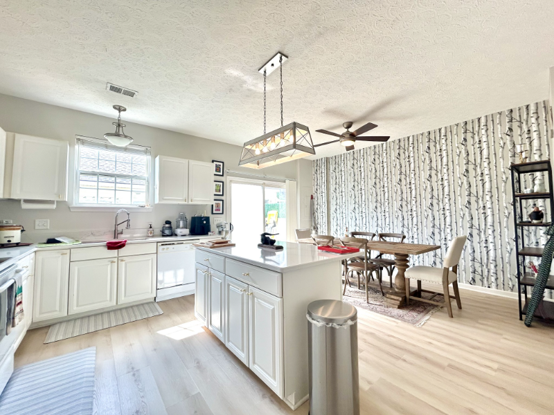 7826 Heaton Way - Photo 6 of 14