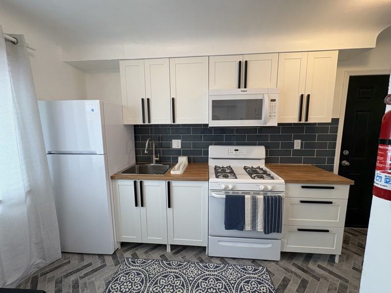 14550 Southfield Road - Photo 5 of 20