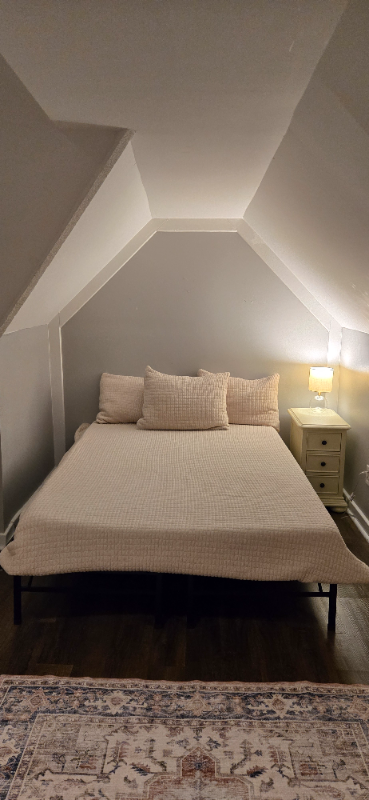 216 North Summit Street #B - Photo 6 of 7