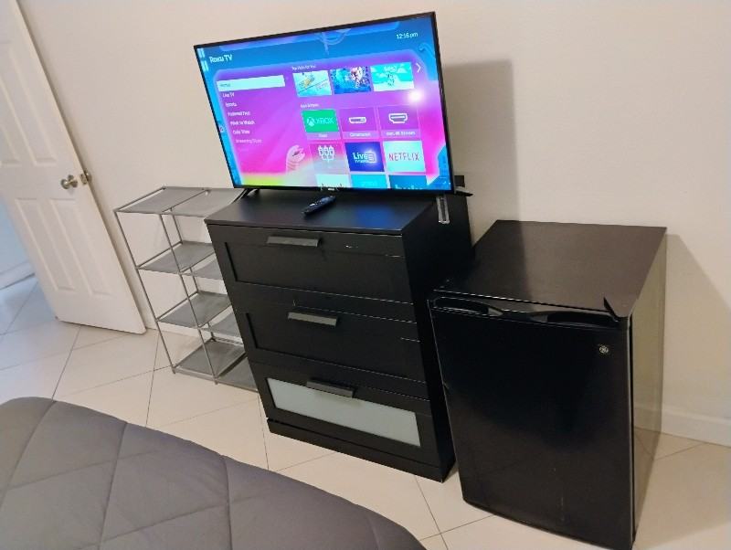 13139 Southwest 4th Street - Photo 7 of 14