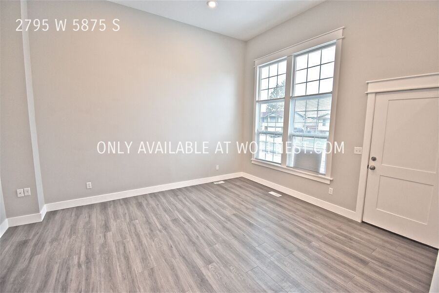 2795 W 5875 S - Photo 5 of 44