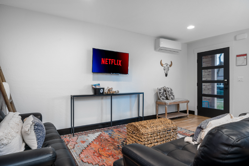 519 1st Avenue East #A - Photo 2 of 16