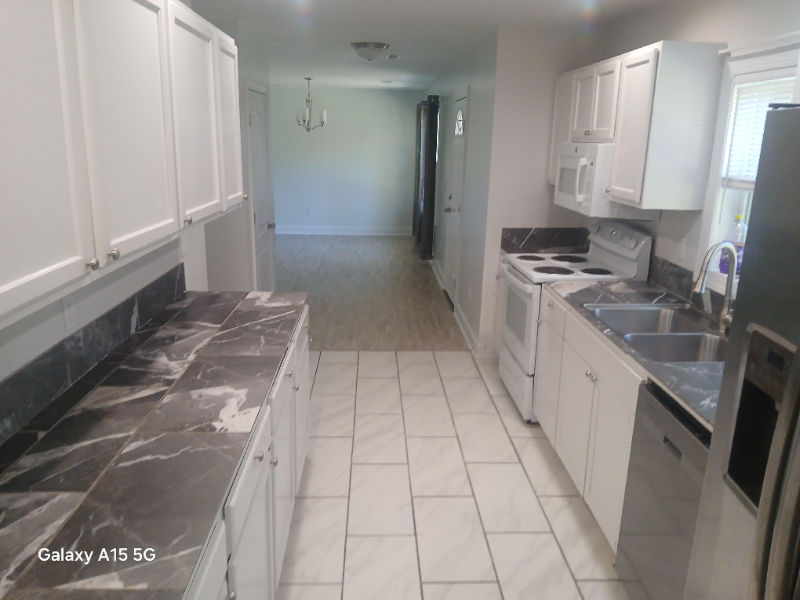 230 Northwest Avenue - Photo 4 of 13