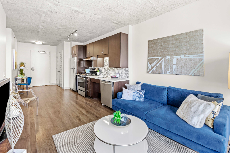 5 South Green Street - Photo 4 of 10