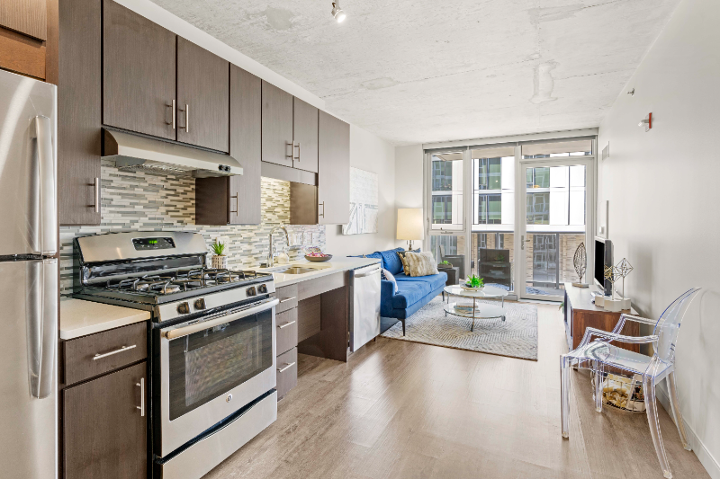 5 South Green Street - Photo 6 of 10